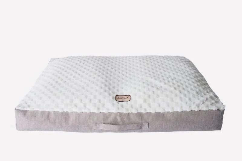 Armarkat Dog Mat with Handle
