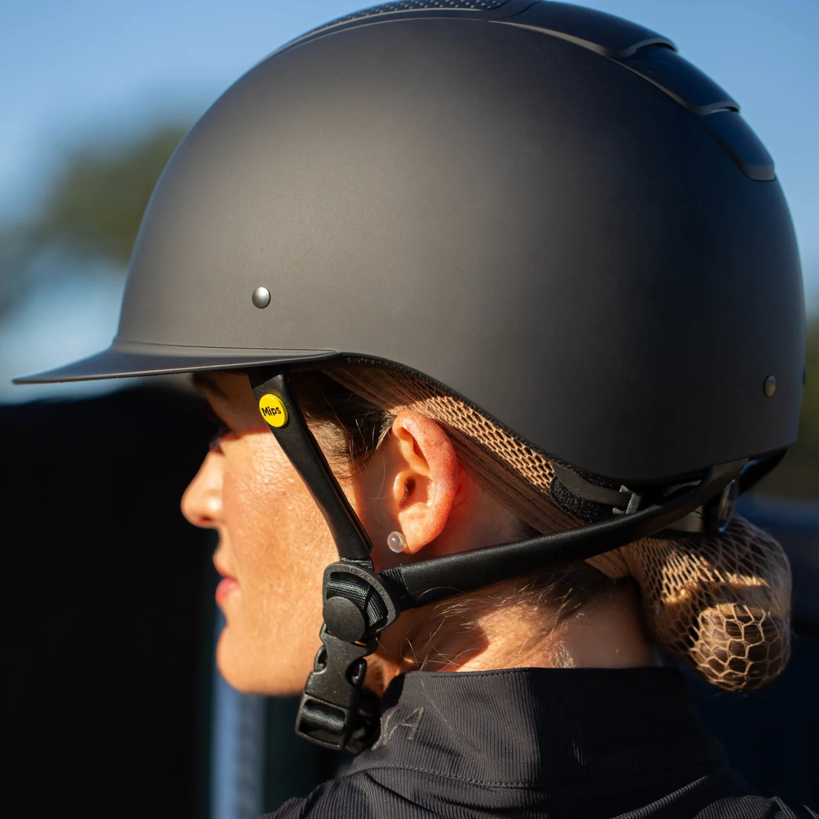 Equinavia Crown MIPS Riding Helmet - Image 2